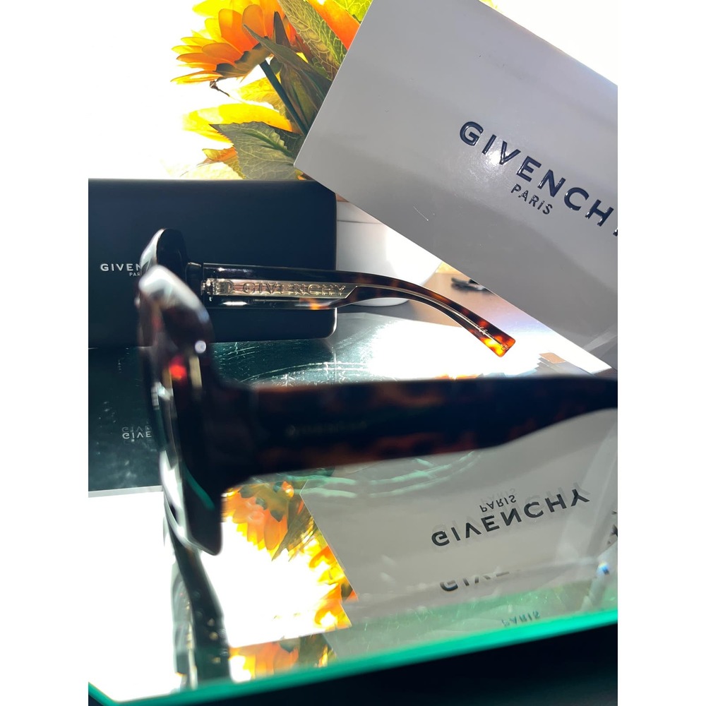 Givenchy Sunglasses - Picture 2 of 7